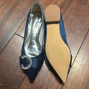NWOT sapphire blue pointy toe flats with rhinestone accent